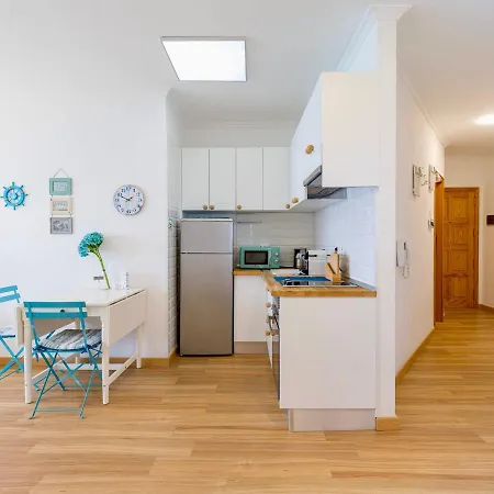 2 Bedrooms & Spectacular Views In Part Of Canteras Lägenhet *