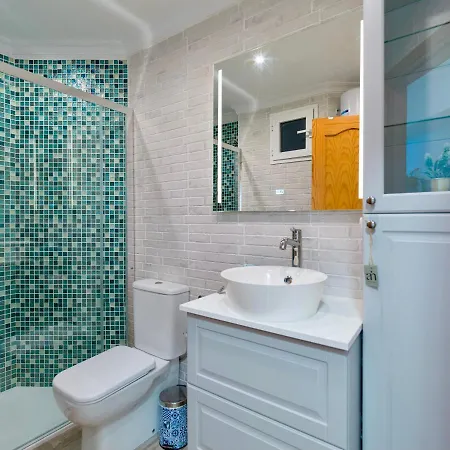 2 Bedrooms & Spectacular Views In Part Of Canteras Apartamento