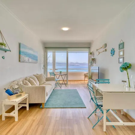 2 Bedrooms & Spectacular Views In Part Of Canteras 公寓 *