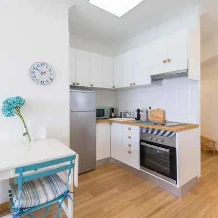 2 Bedrooms & Spectacular Views In Part Of Canteras *