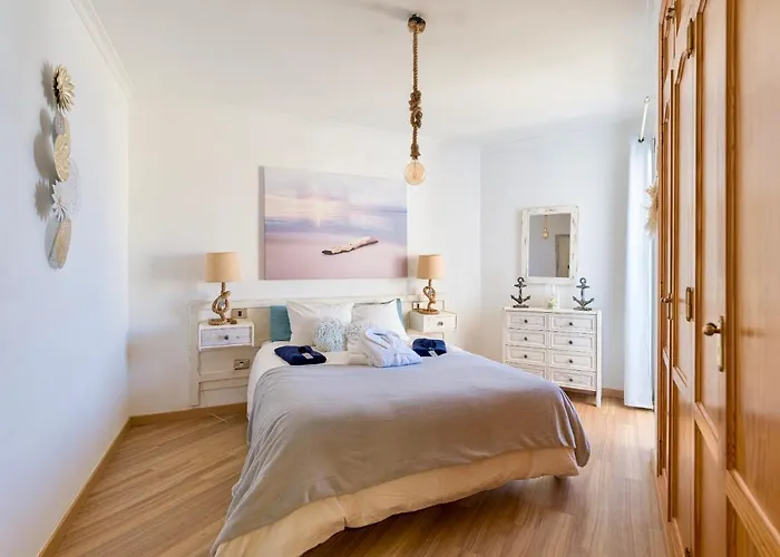 2 Bedrooms & Spectacular Views In Part Of Canteras